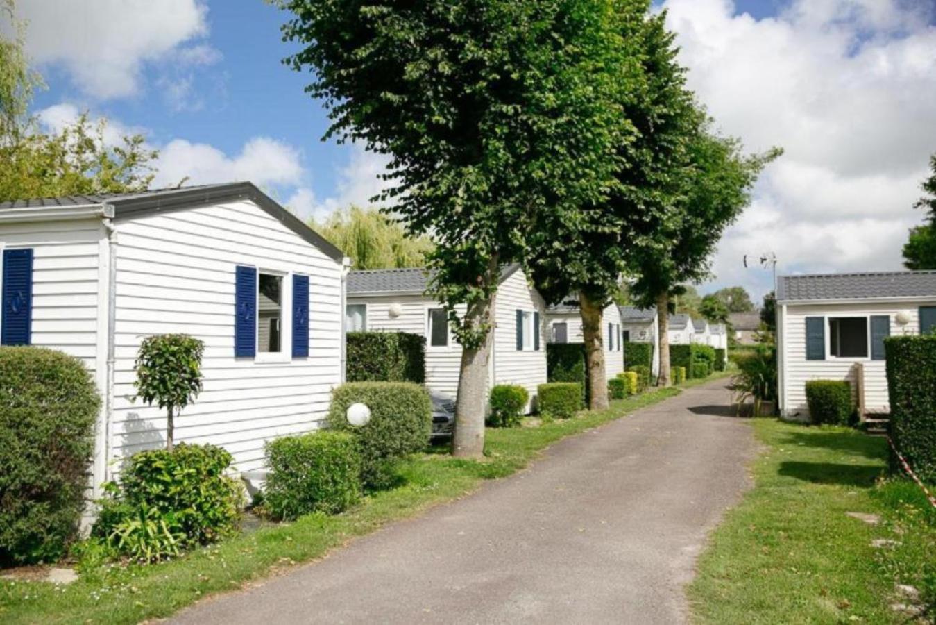 Camping Haliotis Pontorson Eksteriør bilde